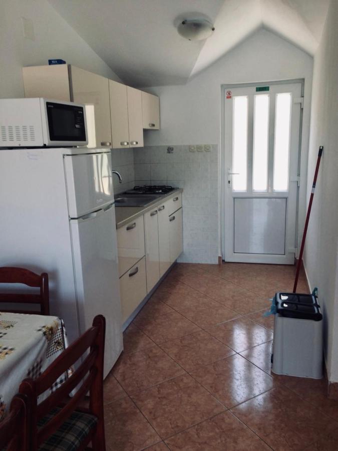 Apartmani Mima Nečujam Eksteriør bilde